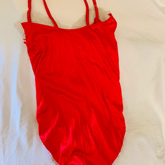 Risque Business Lace & Mesh Teddy W-snap Crotch Red S-m main image 0